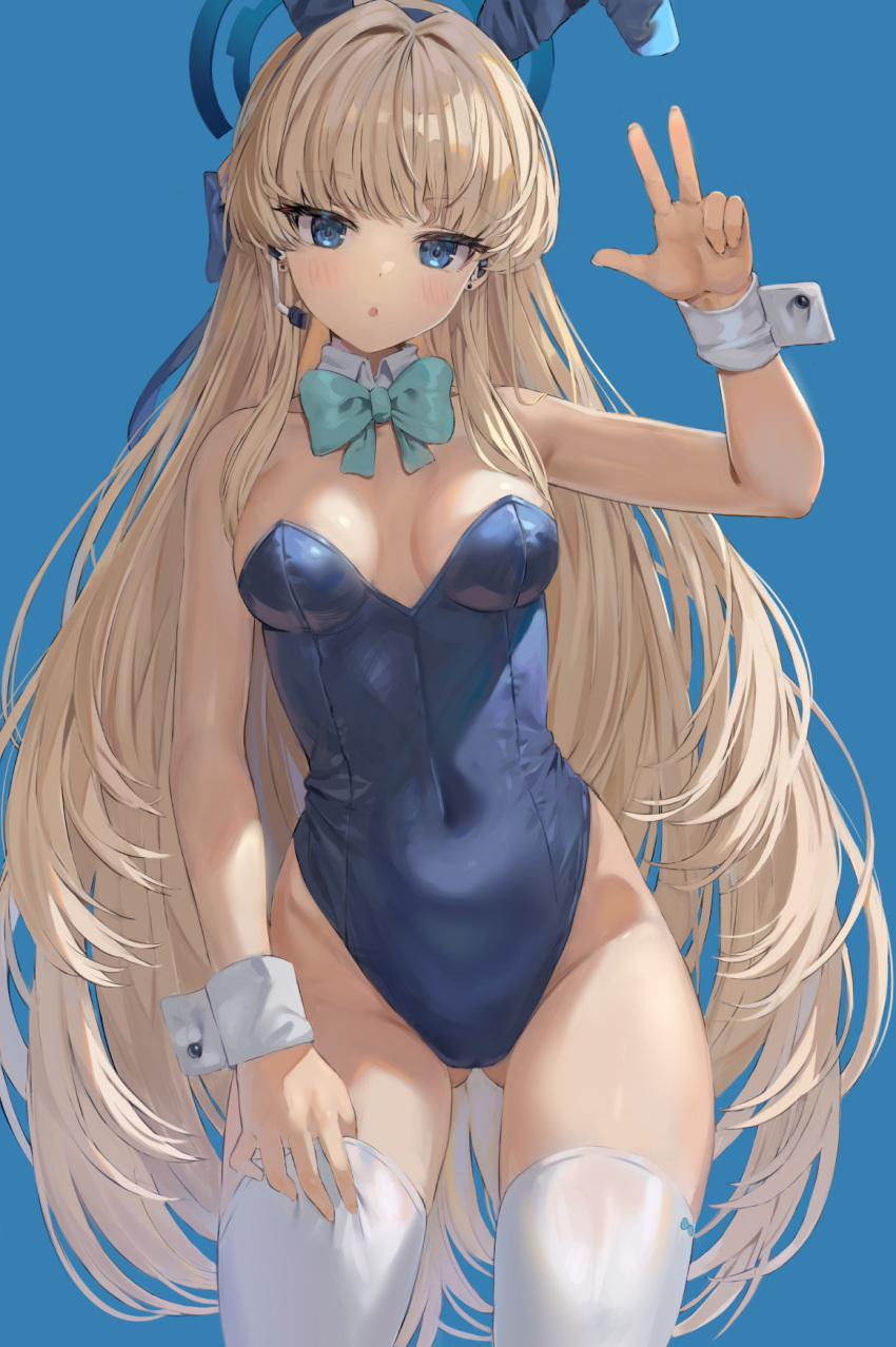 1girl animal_ears aqua_bow aqua_bowtie ass_visible_through_thighs bare_shoulders blonde_hair blue_archive blue_background blue_eyes blue_hair blue_halo blue_leotard blue_ribbon blush bow bowtie breasts cleavage covered_navel detached_collar fake_animal_ears hair_ribbon halo headset highres leotard long_hair looking_at_viewer medium_breasts multicolored_hair official_alternate_costume playboy_bunny rabbit_ears rangen ribbon simple_background solo strapless strapless_leotard streaked_hair thighhighs toki_(blue_archive) toki_(bunny)_(blue_archive) v very_long_hair white_thighhighs