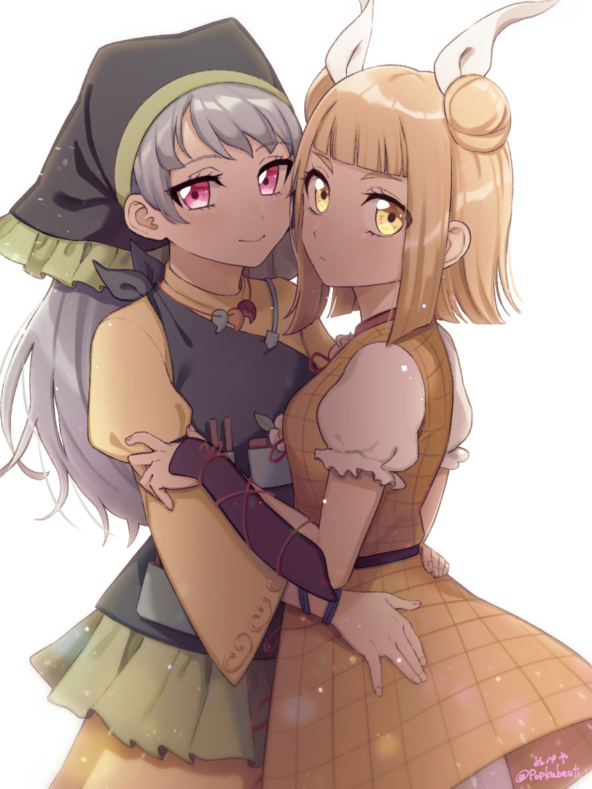 2girls apron artist_name bangs blonde_hair blouse blunt_bangs breasts closed_mouth commentary_request cowboy_shot double_bun dress eyebrows_visible_through_hair fingernails flat_chest flower frown green_headwear grey_hair hair_ribbon hair_scarf hand_on_another's_arm hand_on_another's_hip haniyasushin_keiki highres joutouguu_mayumi juliet_sleeves long_hair long_sleeves looking_at_viewer looking_back magatama magatama_necklace multiple_girls nupeya pink_eyes pocket puffy_short_sleeves puffy_sleeves ribbon short_hair short_sleeves sidelocks simple_background skirt small_breasts smile touhou v-shaped_eyebrows vambraces white_background white_ribbon yellow_blouse yellow_dress yellow_eyes yellow_skirt yuri