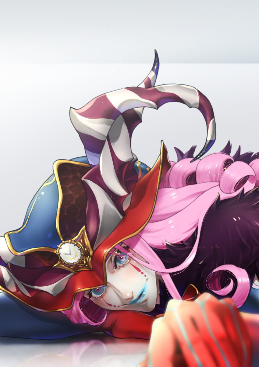 1boy blue_eyes blue_lipstick blush cape colored_skin curly_hair eyelashes fate/grand_order fate_(series) floor fur-trimmed_cape fur_collar fur_trim gloves hat head_rest headpiece highres horns indoors light_particles lipstick long_hair looking_at_viewer makeup male_focus mephistopheles_(fate/grand_order) multicolored multicolored_eyes multiple_tails on_finger purple_eyes purple_hair r-lyeh-yeah-yeah reaching_out shiny shiny_hair smile solo tail teardrop thick_eyebrows white_background white_skin