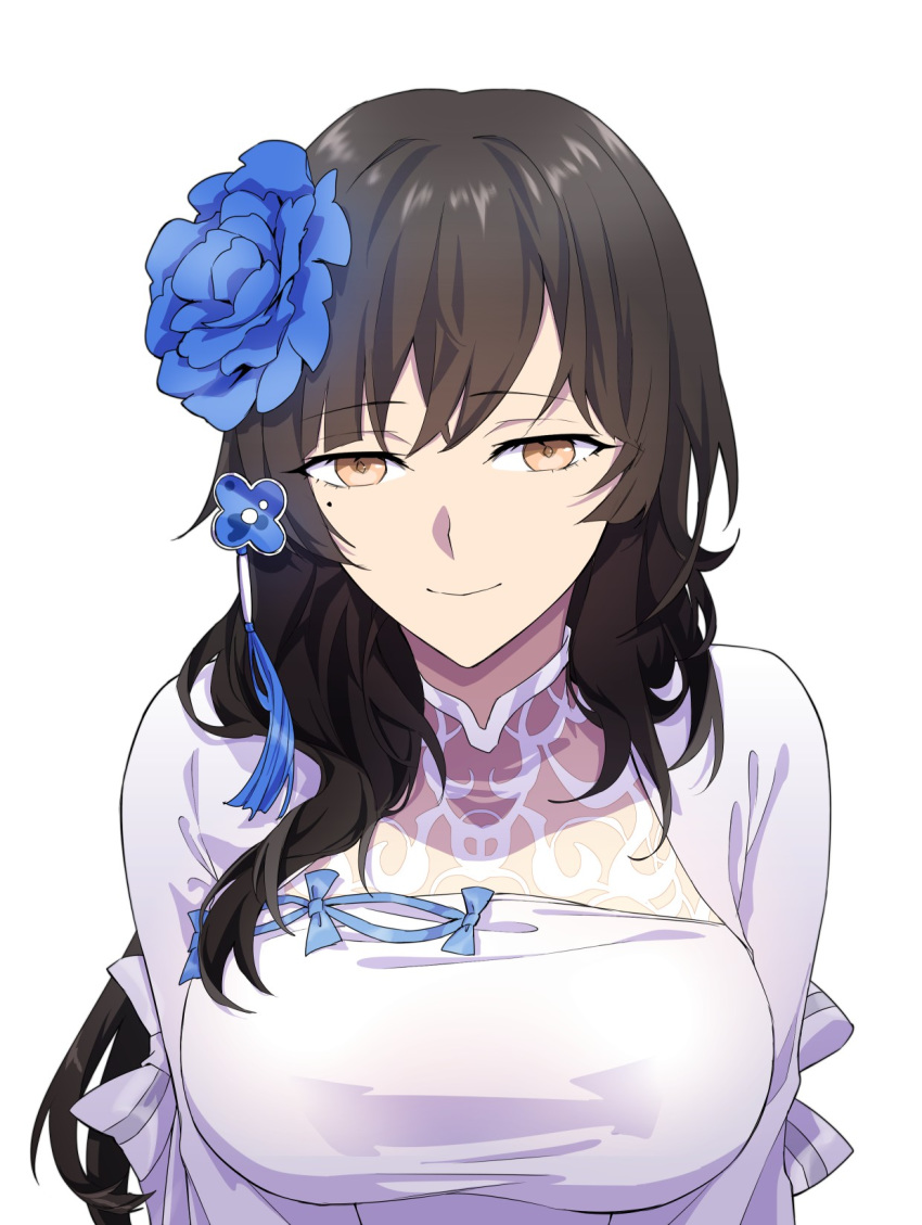 1girl black_hair breasts brown_eyes china_dress chinese_clothes closed_mouth dress eyebrows_visible_through_hair flower girls_frontline hair_flower hair_ornament highres long_hair looking_at_viewer mole mole_under_eye qbz-95_(girls_frontline) smile solo suprii white_background white_dress