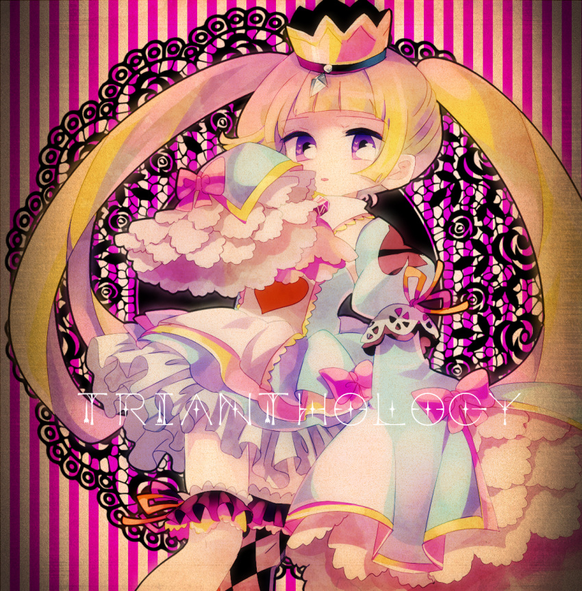 1girl alice_(trianthology) blonde_hair blue_dress crown doily dress frilled_dress frilled_sleeves frills highres juliet_sleeves long_hair long_sleeves momomotsu open_mouth orange_ribbon pink_ribbon puffy_sleeves purple_eyes ribbon sleeves_past_fingers sleeves_past_wrists socks solo striped striped_background thighhighs trianthology_sanmenkyou_no_kuni_no_alice twintails vertical_stripes wide_sleeves yellow_headwear