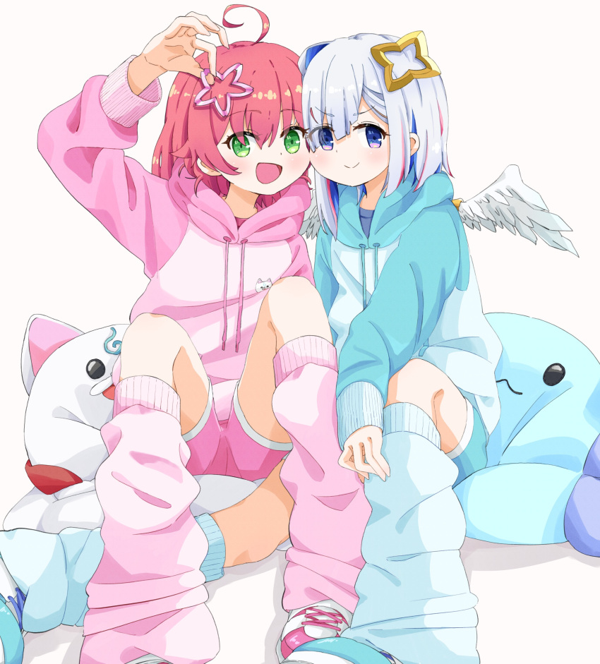 2girls absurdres ahoge alternate_costume amane_kanata angel_wings asymmetrical_bangs asymmetrical_hair blue_hair blue_hoodie bob_cut closed_mouth colored_inner_hair commentary_request dot_nose drawstring eyes_visible_through_hair feathered_wings feet_out_of_frame green_eyes grey_hair hair_between_eyes hair_over_one_eye halo highres hololive hood hood_down hoodie long_sleeves looking_at_viewer loose_socks mini_wings multicolored_hair multiple_girls open_mouth pink_hair pink_hoodie pink_shorts pink_socks purple_eyes sakura_miko shigeo_(shg_kmkr) shoes short_hair shorts simple_background single_hair_intake sitting smile sneakers socks star_halo streaked_hair upao_(amane_kanata) virtual_youtuber white_background white_socks white_wings wings