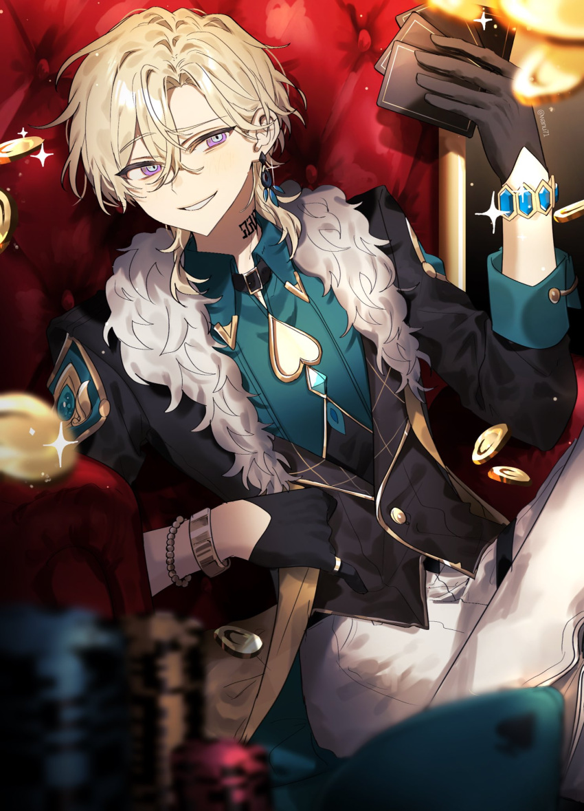 1boy aqua_shirt aventurine_(honkai:_star_rail) black_gloves blonde_hair bracelet card clothing_cutout collared_shirt earrings fur_trim gloves hair_between_eyes highres holding holding_card honkai:_star_rail honkai_(series) jewelry male_focus multicolored_eyes neck_tattoo playing_card shirt short_hair sitting solo tattoo wanu71