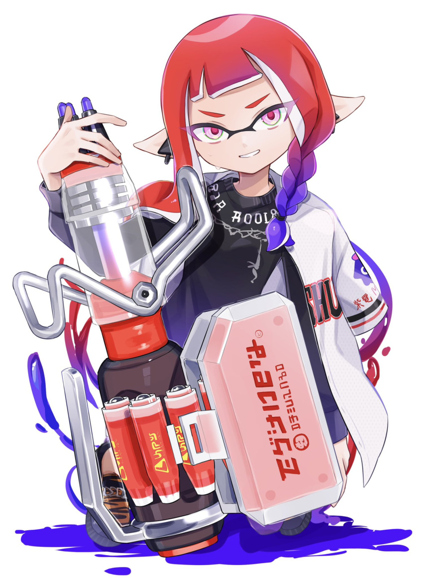 1girl blue_hair braid braided_sidelock colored_tips gun heavy_edit_splatling_(splatoon) highres holding holding_gun holding_weapon inkling inkling_girl inkling_player_character long_hair looking_at_viewer multicolored_hair pointy_ears psya_ma red_eyes red_hair simple_background single_braid smile solo splatoon_(series) splatoon_3 teeth tentacle_hair two-tone_hair v-shaped_eyebrows weapon white_background