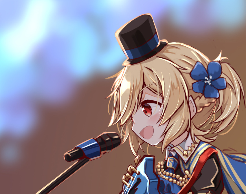 1girl ascot bangs bare_shoulders black_hat black_jacket blonde_hair blue_cape blue_flower blue_neckwear blurry blurry_background blush cape commentary_request depth_of_field eyebrows_visible_through_hair flower girls_frontline hair_between_eyes hair_flower hair_ornament hat highres instrument jacket looking_away matsuo_(matuonoie) microphone mini_hat mini_top_hat nagant_revolver_(girls_frontline) open_mouth ponytail red_eyes solo top_hat upper_body