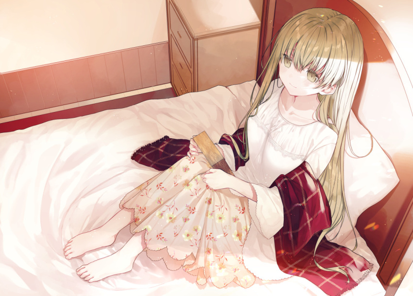 1girl bangs barefoot bed blush cecilia_(shiro_seijo_to_kuro_bokushi) collarbone commentary_request dutch_angle from_above green_hair holding kazutake_hazano knees_up long_hair long_skirt long_sleeves on_bed pale_skin pillow pink_scarf plaid plaid_scarf red_scarf scarf shelf shiro_seijo_to_kuro_bokushi shirt sitting skirt smile solo white_shirt