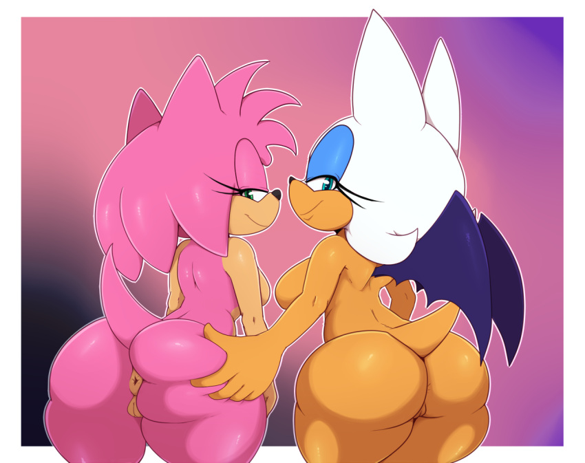 amy_rose anthro anus bigdon1992 blue_eyes border breasts butt butt_grab chiropteran digital_media_(artwork) duo eulipotyphlan female female/female fur genitals green_eyes hand_on_butt hedgehog looking_at_viewer looking_back mammal membrane_(anatomy) membranous_wings nude peach_pussy pink_body pussy rear_view rouge_the_bat side_boob simple_background smile smirk sonic_the_hedgehog_(series) video_games white_border wings