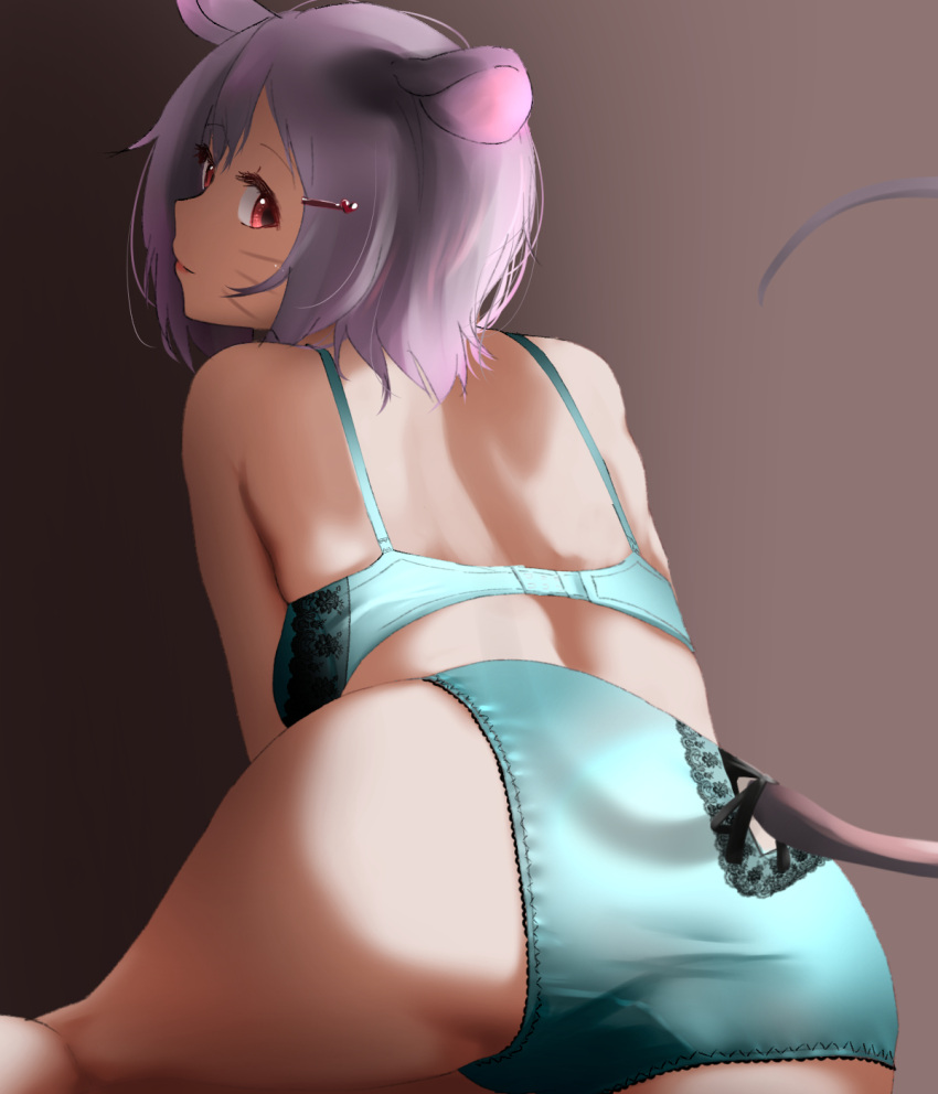 1girl animal_ears aqua_bra aqua_panties ass back bare_shoulders blush bra breasts dark_skin eyebrows_visible_through_hair gradient gradient_background hair_ornament hairclip heart highres long_hair looking_at_viewer mouse_ears mouse_girl mouse_tail original panties pantyhose purple_hair red_eyes short_hair solo tail tama_(seiga46239239) underwear