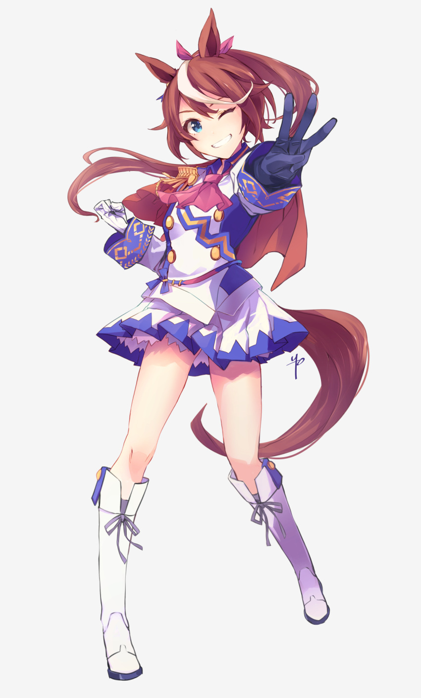 1girl animal_ears ascot black_gloves blue_eyes blue_jacket blue_skirt boots brown_hair cape commentary full_body gloves grin hair_flaps high_ponytail highres horse_ears horse_girl horse_tail jacket knee_boots long_hair long_sleeves looking_at_viewer miniskirt mismatched_gloves multicolored_hair one_eye_closed pink_neckwear pleated_skirt red_cape single_epaulette skirt smile solo streaked_hair tail tokai_teio_(umamusume) two-tone_hair two-tone_jacket two-tone_skirt umamusume white_background white_footwear white_gloves white_hair white_jacket white_skirt yoshito