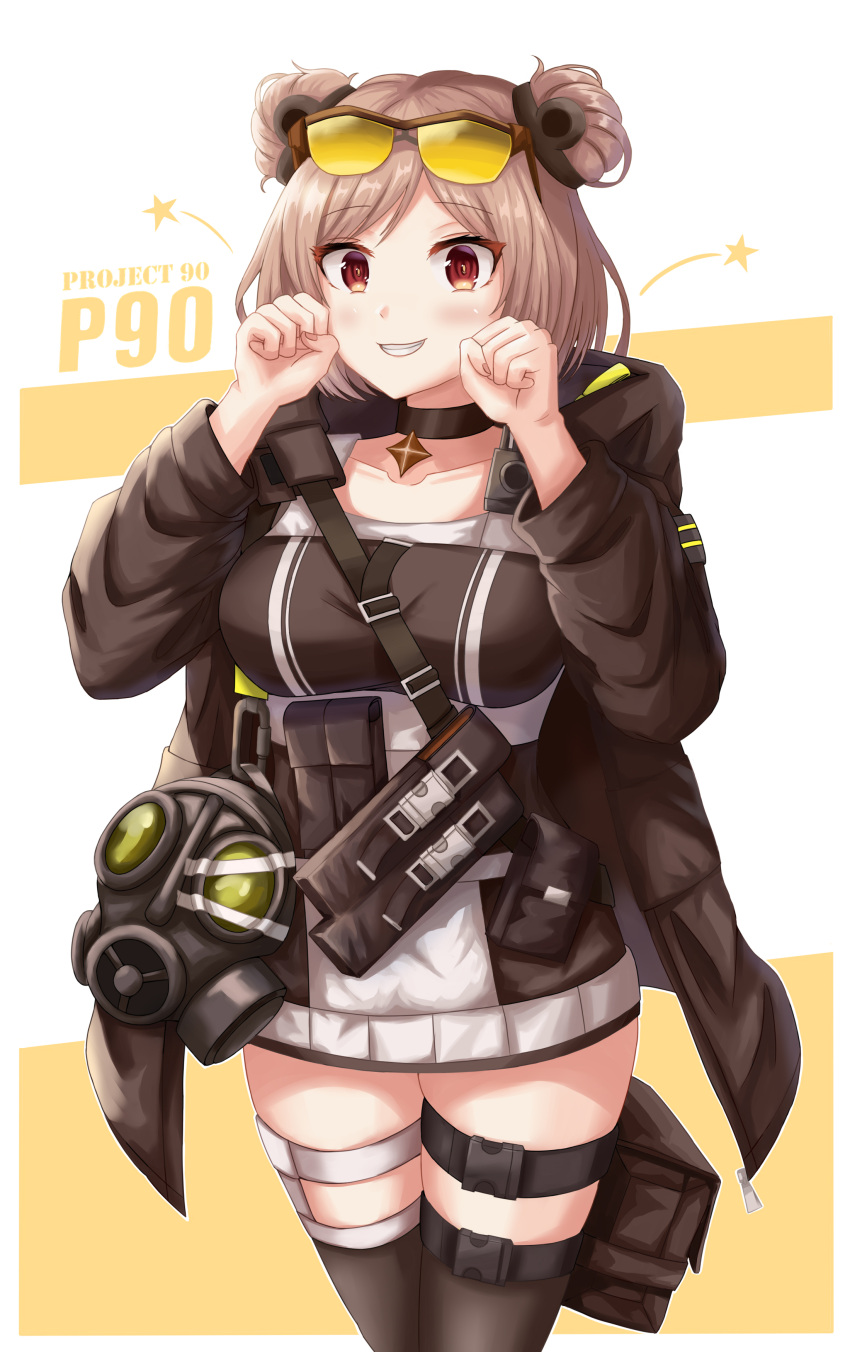 1girl absurdres bag bangs black_choker black_legwear breasts brown_eyes brown_jacket character_name choker collarbone daisy_cutter double_bun eyebrows_visible_through_hair eyewear_on_head feet_out_of_frame gas_mask girls_frontline hands_up highres jacket light_brown_hair looking_at_viewer medium_breasts medium_hair open_clothes open_jacket p90_(girls_frontline) simple_background smile solo standing thighhighs