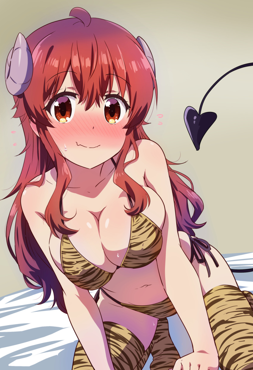 1girl ahoge all_fours alternate_costume animal_print bare_arms bare_shoulders bikini blush breasts breasts_squeezed_together brown_eyes brown_hair cleavage closed_mouth collarbone commentary_request curled_horns curvy demon_girl demon_horns demon_tail embarrassed eyelashes fang flying_sweatdrops foreshortening full-face_blush hair_between_eyes halterneck highres horns indoors large_breasts leaning_forward long_hair looking_at_viewer machikado_mazoku mukaibi_aoi no_shoes on_bed side-tie_bikini_bottom sidelocks simple_background skin_fang smile solo sweatdrop swimsuit tail tail_raised tareme thighhighs tiger_print tiptoes wavy_hair yellow_bikini yellow_thighhighs yoshida_yuuko_(machikado_mazoku)