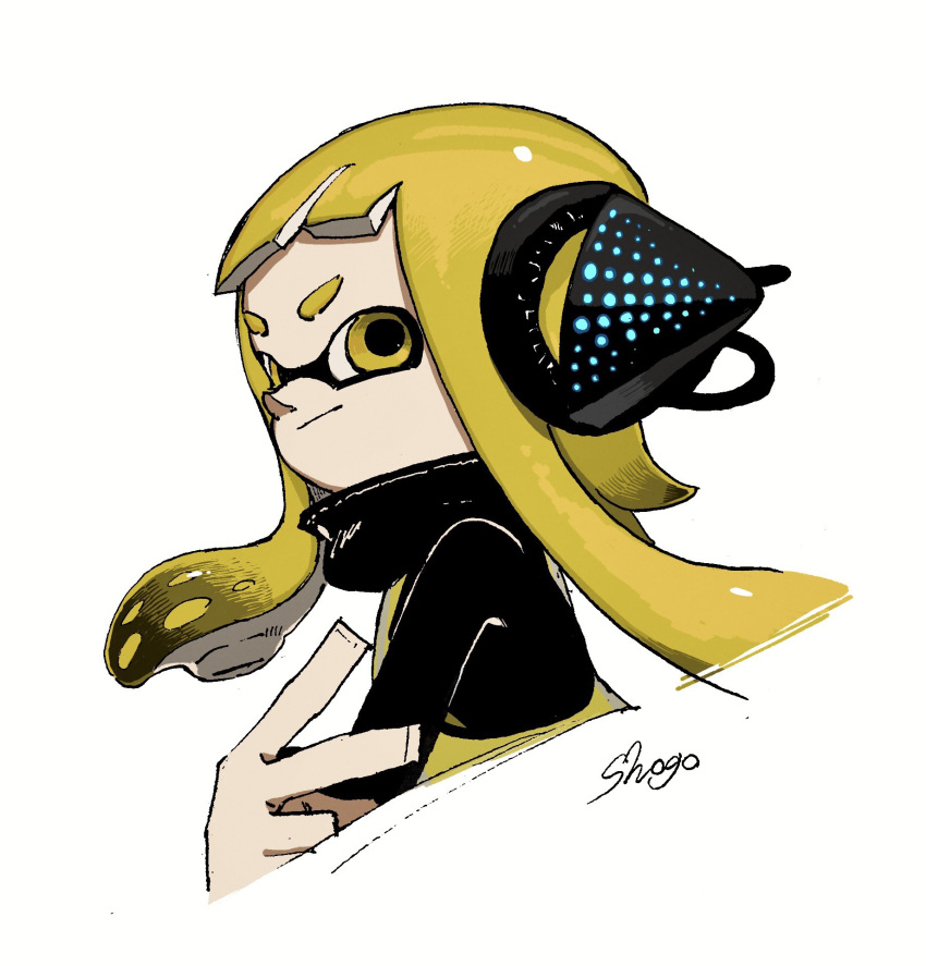 1girl agent_3_(splatoon) artist_name black_shirt blonde_hair closed_mouth commentary_request cropped_torso headphones high-visibility_vest high_collar highres inkling inkling_girl inkling_player_character long_hair long_sleeves looking_at_viewer shirt shogo_(shogo70449442) smile solo splatoon_(series) splatoon_1 suction_cups tentacle_hair twintails v v-shaped_eyebrows vest white_background yellow_eyes yellow_vest