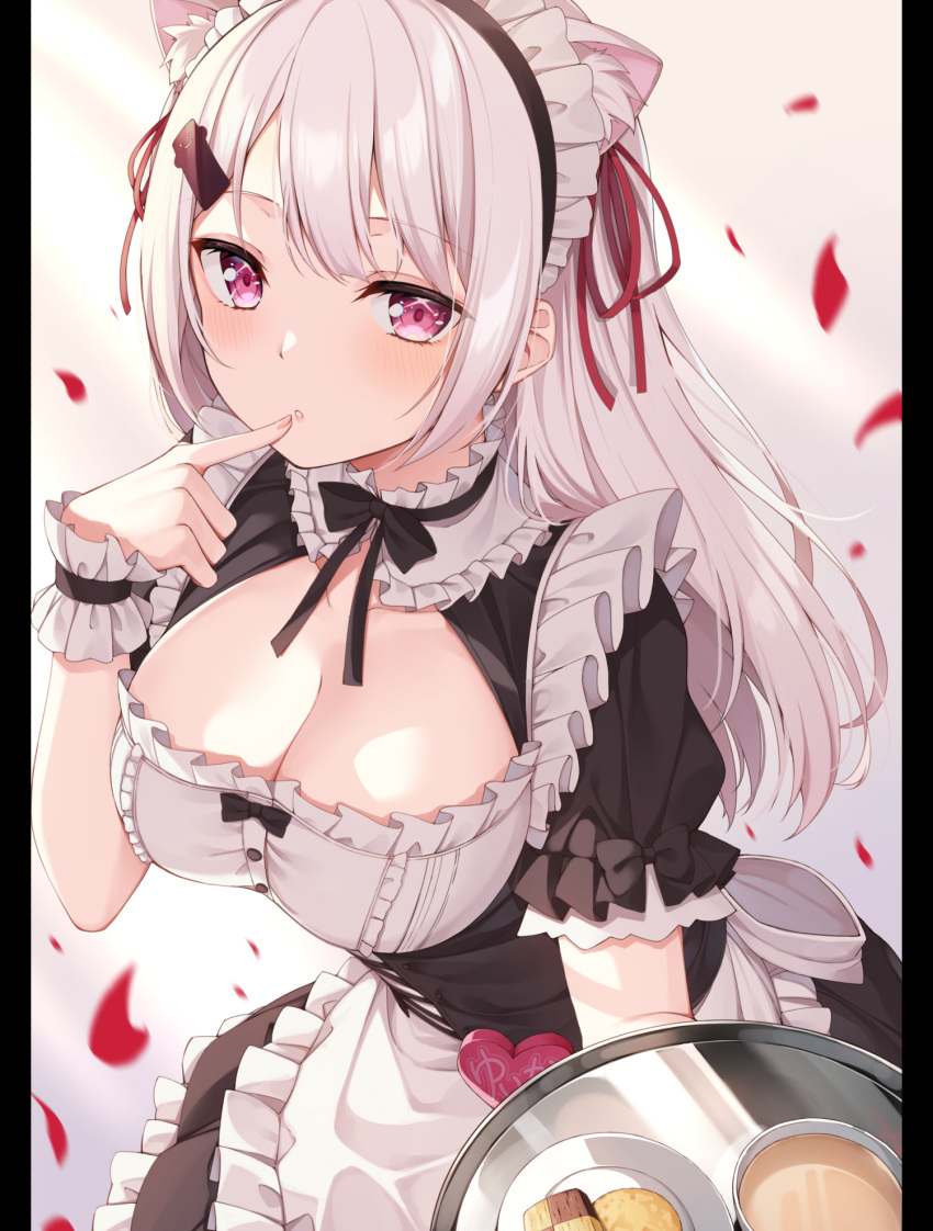 animal_ears cleavage maid nijisanji shiina_yuika tagme yuuri_nayuta