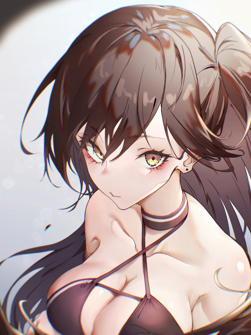 1girl absurdres azur_lane bare_shoulders breasts brown_eyes brown_hair cleavage closed_mouth collarbone eye_piercing eyebrows_visible_through_hair hair_ornament highres kabi_(zcwd8845) long_hair looking_at_viewer medium_breasts race_queen solo white_background zuikaku_(azur_lane) zuikaku_(the_wind's_true_name)_(azur_lane)