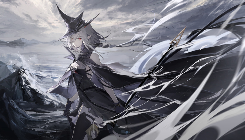 1girl 52hertz arknights bare_arms bare_shoulders black_dress black_legwear cloud cloudy_sky dress gladiia_(arknights) hair_over_one_eye hat highres holding holding_spear holding_weapon leg_belt long_hair looking_at_viewer pointy_ears polearm ponytail red_eyes silver_hair sky solo spear thighhighs waves weapon