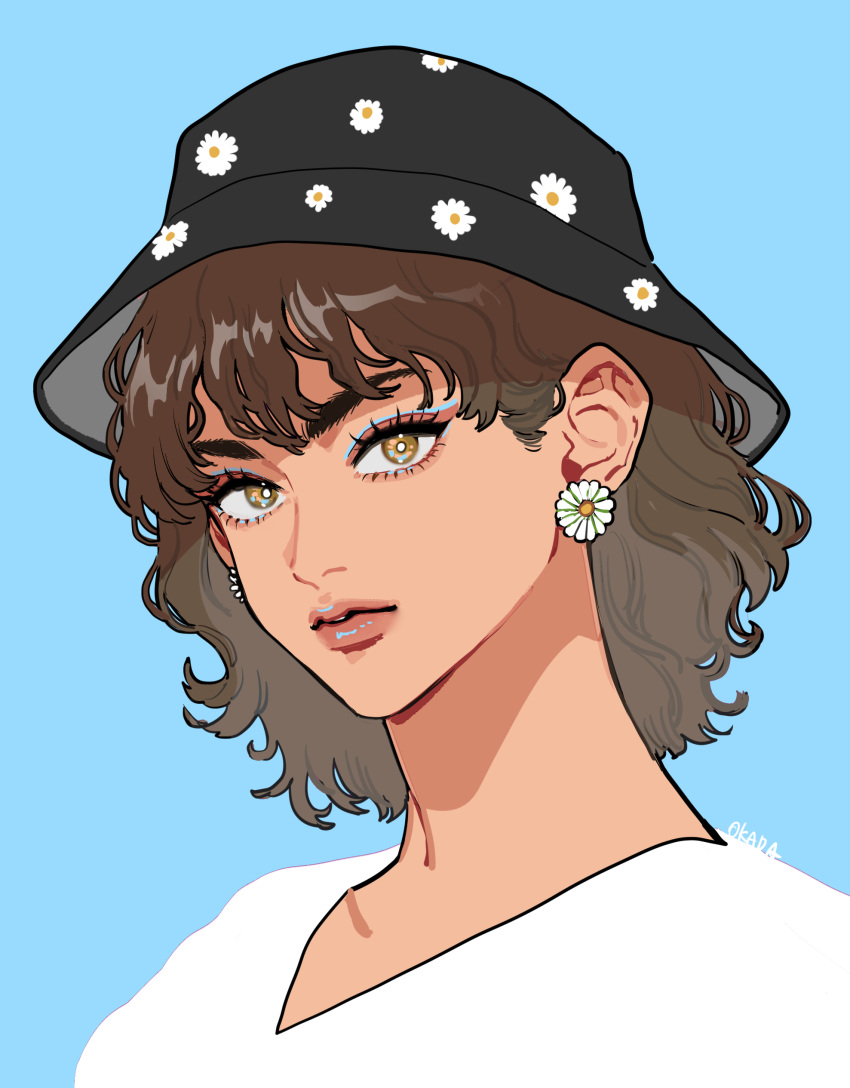 1girl absurdres bangs black_headwear blue_background brown_hair earrings floral_print flower_earrings hat highres jewelry looking_at_viewer okada_(hoooojicha) original portrait print_headwear shadow shirt short_hair signature simple_background solo white_shirt