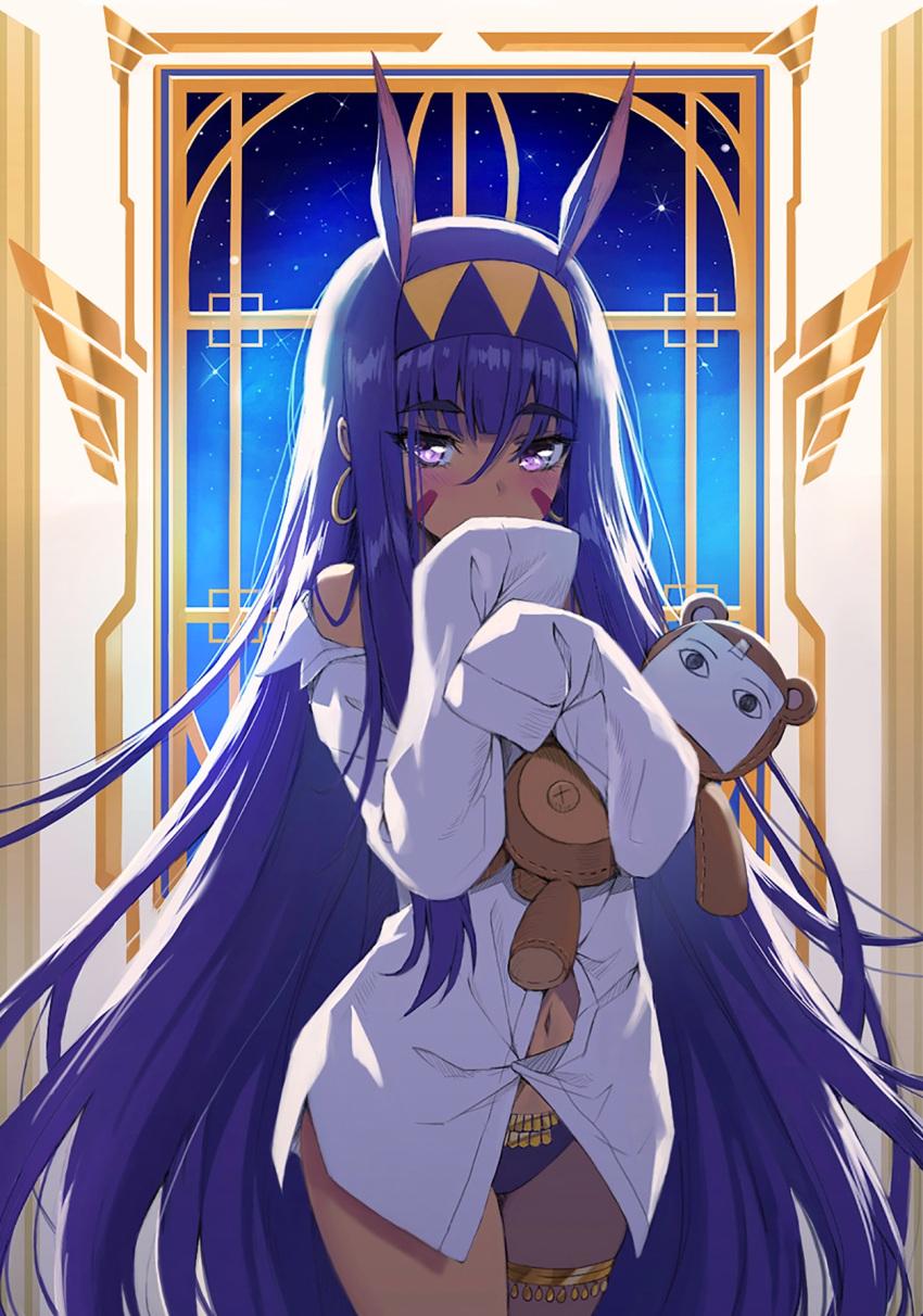 1girl animal_ears bare_shoulders bespectacled dark_skin dark_skinned_female eyebrows_visible_through_hair facial_mark fate/grand_order fate_(series) glasses hair_between_eyes hairband hand_up highres jackal_ears leg_hug long_hair looking_at_viewer nitocris_(fate) purple_eyes purple_hair round_eyewear simple_background sitting smile solo tonee yellow_background