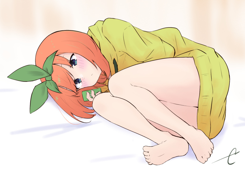 1girl bangs barefoot blue_eyes blush cellphone closed_mouth commentary_request drawstring eyebrows_behind_hair feet full_body go-toubun_no_hanayome green_ribbon hair_ribbon highres holding holding_phone hood hood_down hoodie kujou_karasuma legs lying nakano_yotsuba on_side orange_hair phone ribbon signature soles solo toes yellow_hoodie