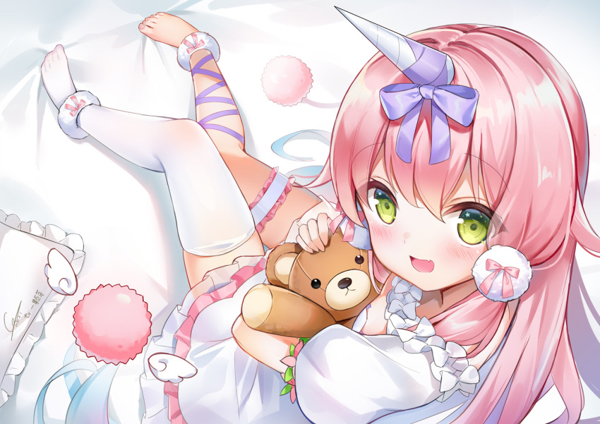 1girl barefoot character_request copyright_request dress from_behind garters ginn_(hzh770121) green_eyes horn_ornament horn_ribbon horns hug leg_ribbon legs long_hair looking_back object_hug open_mouth pillow pink_hair ribbon single_horn single_thighhigh smile solo stuffed_animal stuffed_toy teddy_bear thighhighs virtual_youtuber white_dress white_legwear