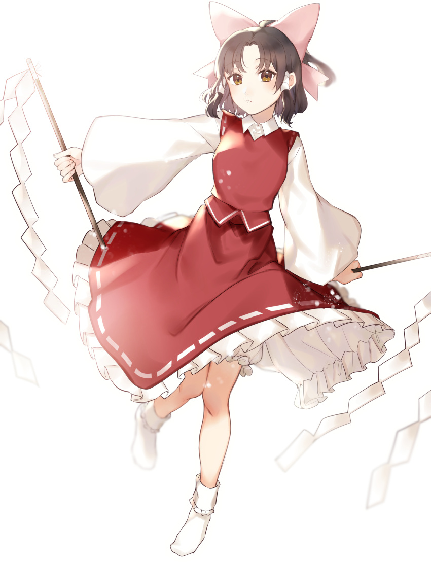 1girl absurdres bangs boots bow brown_eyes brown_hair closed_mouth dress eyebrows_visible_through_hair gohei hair_tubes hakurei_reimu hand_up highres jill_07km long_sleeves looking_at_viewer pantaloons pink_bow red_dress short_hair simple_background solo touhou white_background white_footwear white_sleeves