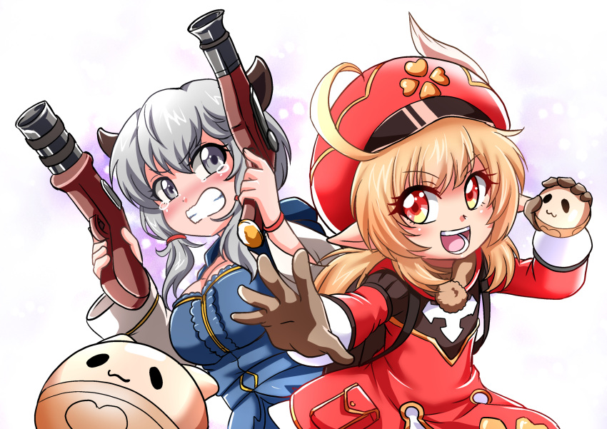 2girls :d ahoge atawatsho backpack bag bangs breasts brown_gloves brown_scarf cabbie_hat camieux cleavage clover_print coat commentary crossover dual_wielding english_commentary eyebrows_visible_through_hair genshin_impact gloves gradient gradient_background granblue_fantasy gun hair_between_eyes handgun hat highres holding horns jumpy_dumpty klee_(genshin_impact) kuno_misaki light_brown_hair long_hair looking_at_viewer low_twintails multiple_girls open_mouth orange_eyes pointy_ears randoseru red_coat scarf seiyuu_connection sidelocks silver_eyes silver_hair simple_background smile tears throwing twintails weapon