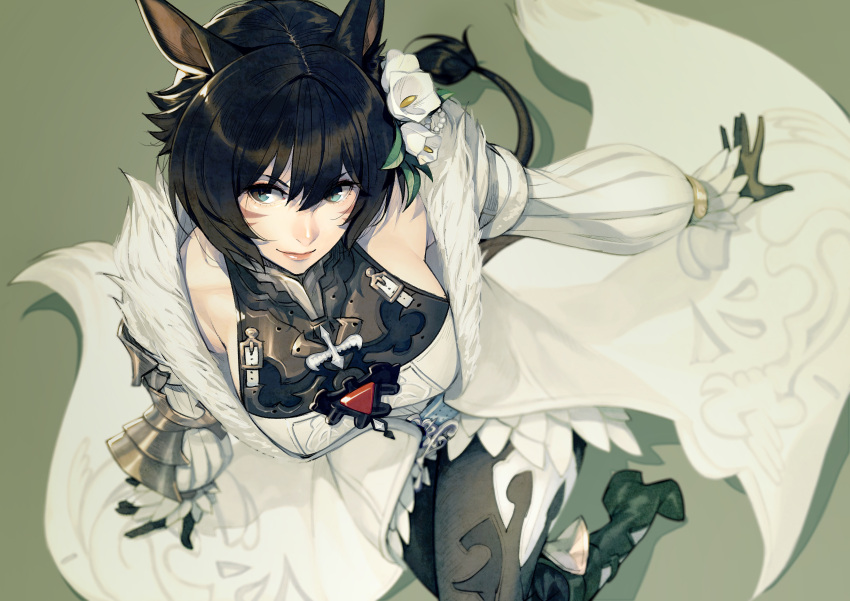 1girl absurdres animal_ears armor black_footwear black_gloves black_hair boots closed_mouth coat collarbone crossed_legs facial_mark feather-trimmed_sleeves feather_trim final_fantasy final_fantasy_xiv flower fur-trimmed_coat fur_trim gem gloves green_background green_eyes hair_between_eyes hair_flower hair_ornament hatching_(texture) highres kyo_(kuroichigo) lipstick long_hair makeup miqo'te puffy_sleeves simple_background sitting slit_pupils smile solo tail thighhighs whisker_markings white_coat white_flower