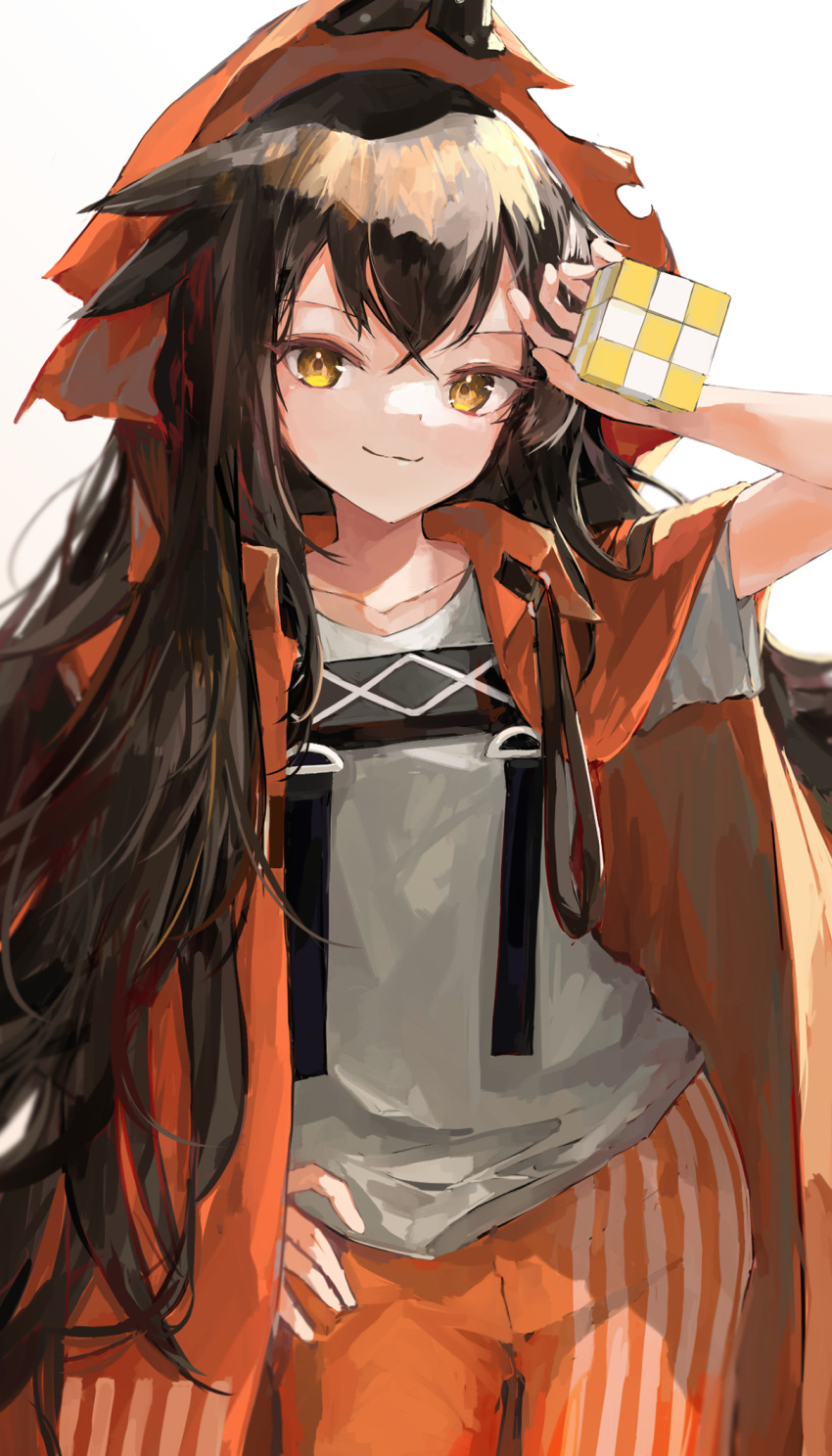 1girl arknights brown_hair collarbone commentary cowboy_shot cube feather_hair hand_on_hip hand_up highres hood hood_up ichika_(ichika87) jacket jacket_on_shoulders kafka_(arknights) long_hair looking_at_viewer orange_jacket orange_pants pants prison_clothes rubik's_cube shirt simple_background smile solo white_background white_shirt yellow_eyes