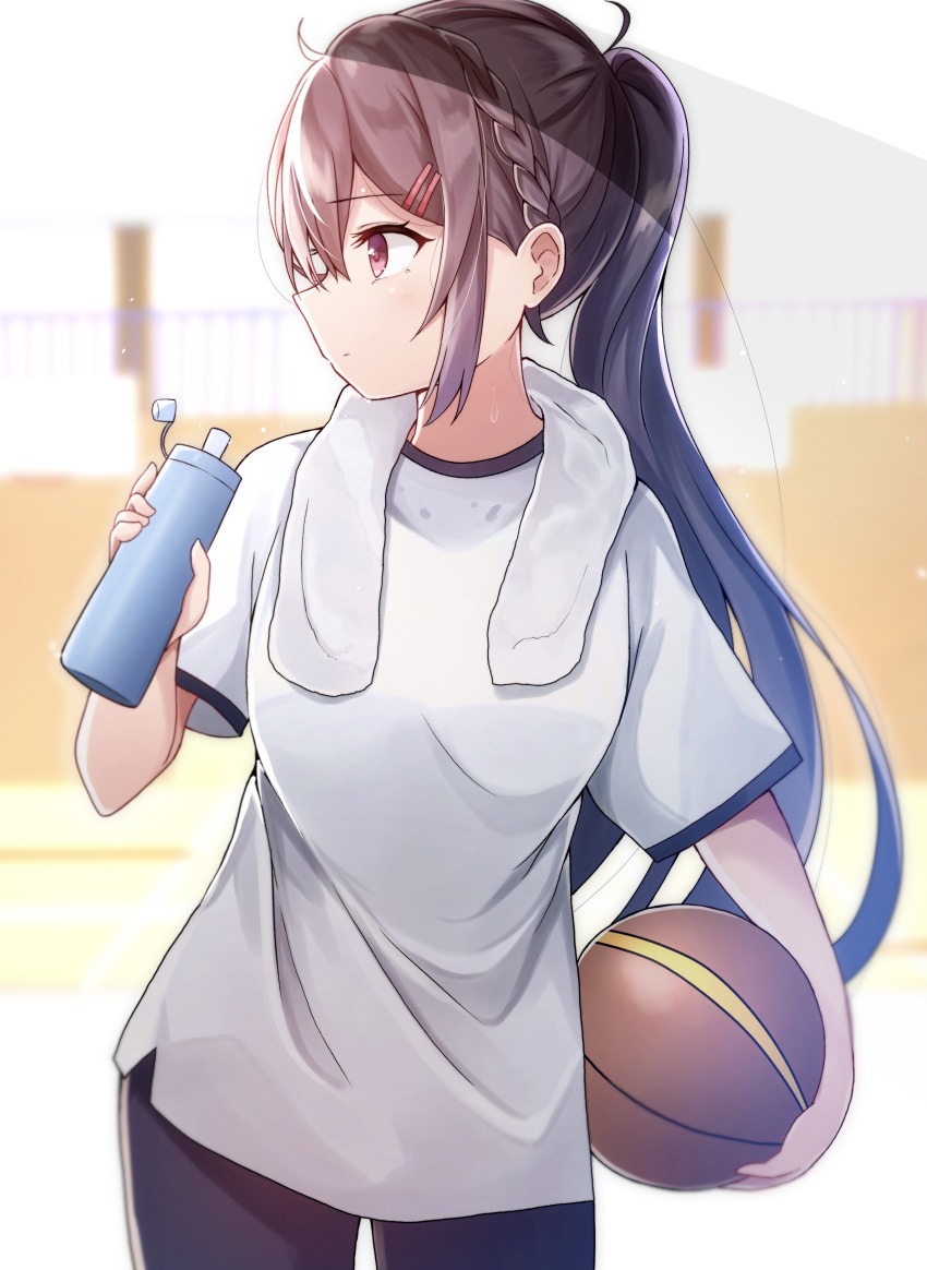 1girl absurdres ball bangs basketball black_shorts blurry blurry_background blush bottle braid breasts brown_hair carrying_under_arm closed_mouth commentary_request depth_of_field eyebrows_visible_through_hair gym_shirt gym_shorts gym_uniform hair_between_eyes hair_ornament hairclip highres himemiya_shuang holding holding_ball holding_bottle long_hair looking_away looking_to_the_side original ponytail profile purple_eyes shirt short_sleeves shorts small_breasts very_long_hair water_bottle white_shirt