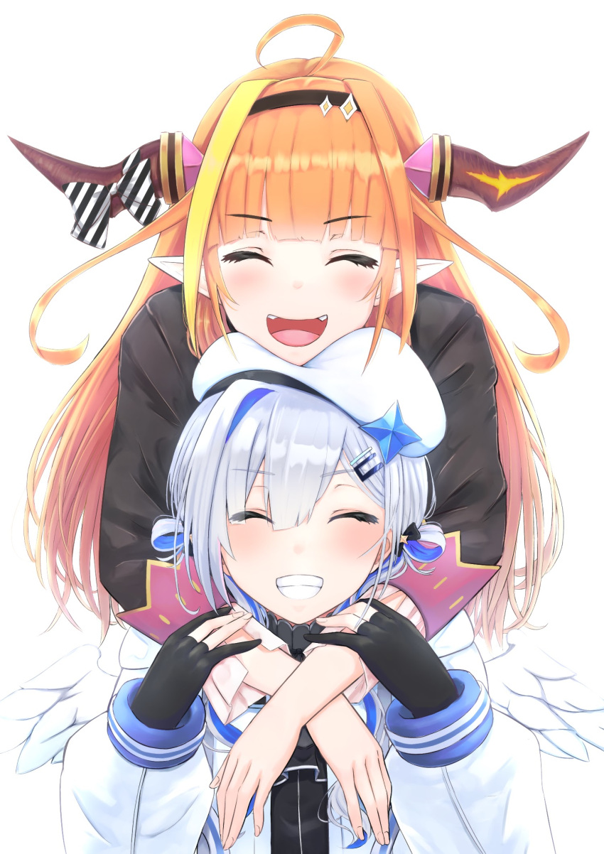 2girls ahoge amane_kanata bangs beret commentary dragon_girl dragon_horns eyebrows_visible_through_hair facing_viewer gloves hat highres hololive horns izu_(tea_value_lord) jacket kiryu_coco long_hair multiple_girls open_clothes open_jacket orange_hair partially_fingerless_gloves pointy_ears silver_hair simple_background smile teeth virtual_youtuber white_background white_headwear white_jacket