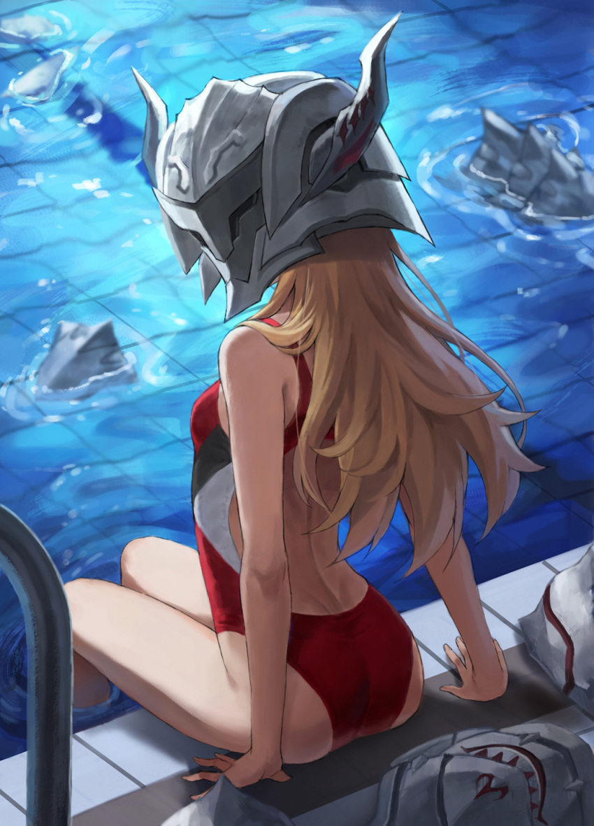 1girl ass blonde_hair breasts commentary_request competition_swimsuit fate/apocrypha fate_(series) from_behind helmet highres long_hair looking_at_viewer looking_back mordred_(fate) mordred_(fate)_(all) one-piece_swimsuit poolside red_swimsuit sitting small_breasts solo swimsuit tonee water