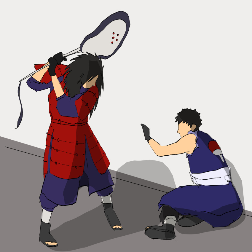 2boys against_wall armor black_hair fevershark gunbai highres long_hair meme multiple_boys naruto naruto_(series) red_armor scared short_hair tomoe_(symbol) uchiha_madara uchiha_obito war_fan