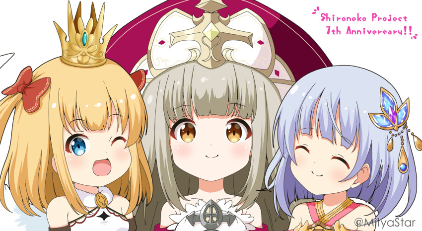 3girls ;d ^_^ anniversary bangs bare_shoulders blonde_hair blue_eyes blue_hair blush bow brown_eyes brown_hair character_request closed_eyes closed_mouth commentary_request crown eyebrows_visible_through_hair feathered_wings hair_bow hair_ornament hat long_hair loussier_ellerensia maaru_(shironeko_project) miicha mini_crown multiple_girls one_eye_closed open_mouth purple_headwear red_bow shironeko_project shirt simple_background smile twitter_username two_side_up white_background white_shirt white_wings wings