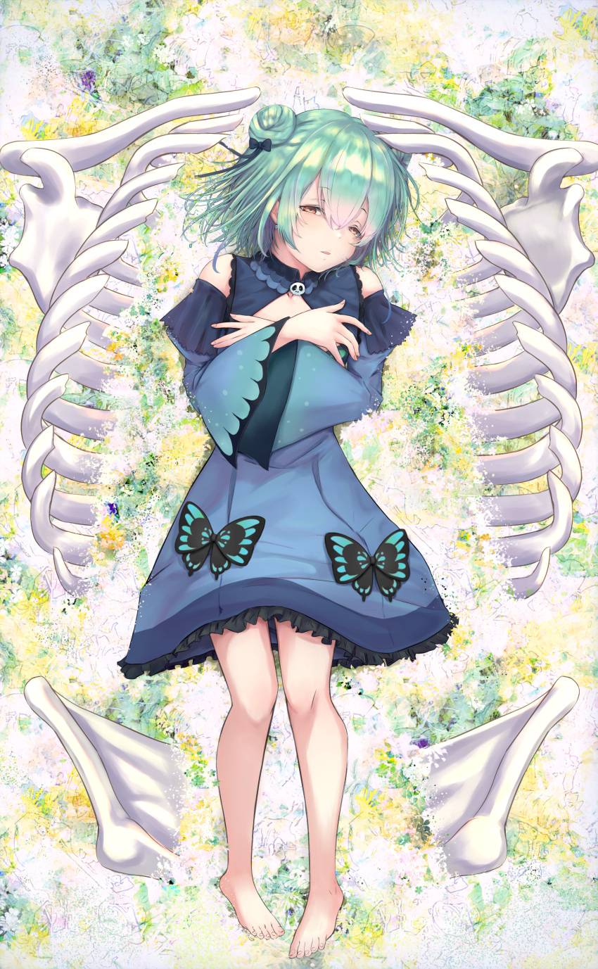 1girl absurdres barefoot blue_dress bone bow detached_sleeves double_bun dress full_body green_hair hair_bow highres hip_bones hololive izu_(tea_value_lord) lying on_back orange_eyes ribs solo uruha_rushia virtual_youtuber