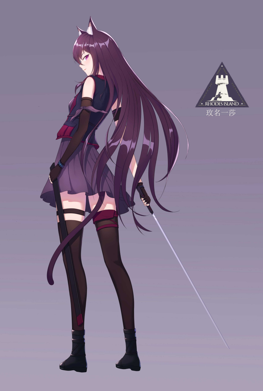 1girl absurdres animal_ears arknights armband asymmetrical_gloves asymmetrical_legwear black_footwear black_gloves black_legwear black_vest blush boots breasts cat_ears cat_tail chinese_commentary commentary dhsl dress elbow_gloves fingerless_gloves from_behind full_body gloves gradient gradient_background highres holding holding_sheath holding_sword holding_weapon infection_monitor_(arknights) long_hair looking_at_viewer looking_back melantha_(arknights) parted_lips pleated_dress purple_background purple_dress purple_eyes purple_hair rhodes_island_logo scabbard sheath simple_background sleeveless small_breasts smile solo standing straight_hair sword tail thigh_strap thighhighs unsheathed vest weapon