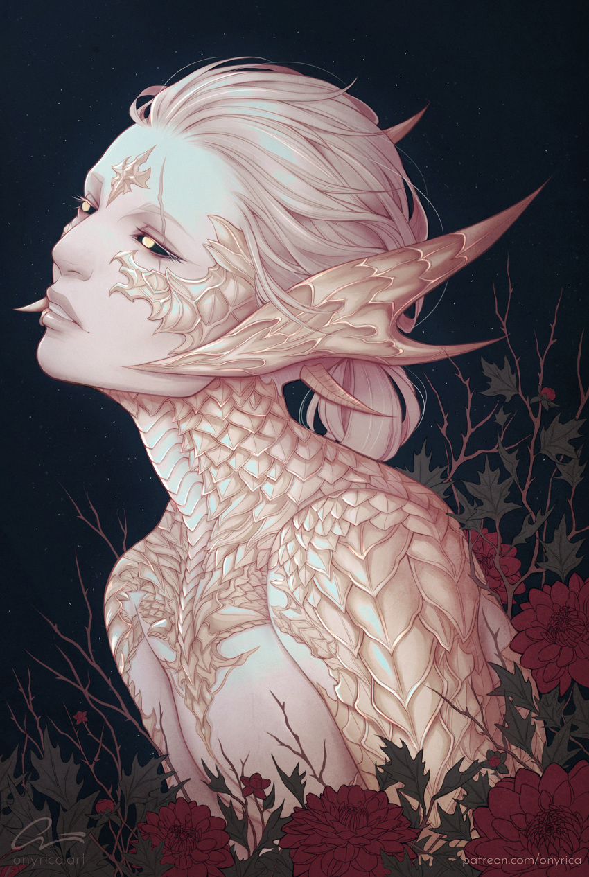 1girl au_ra black_sclera colored_sclera dark_background dragon_horns final_fantasy final_fantasy_xiv flower highres horns lips onyrica pale_skin scales scar scar_across_eye short_hair solo web_address white_hair yellow_eyes