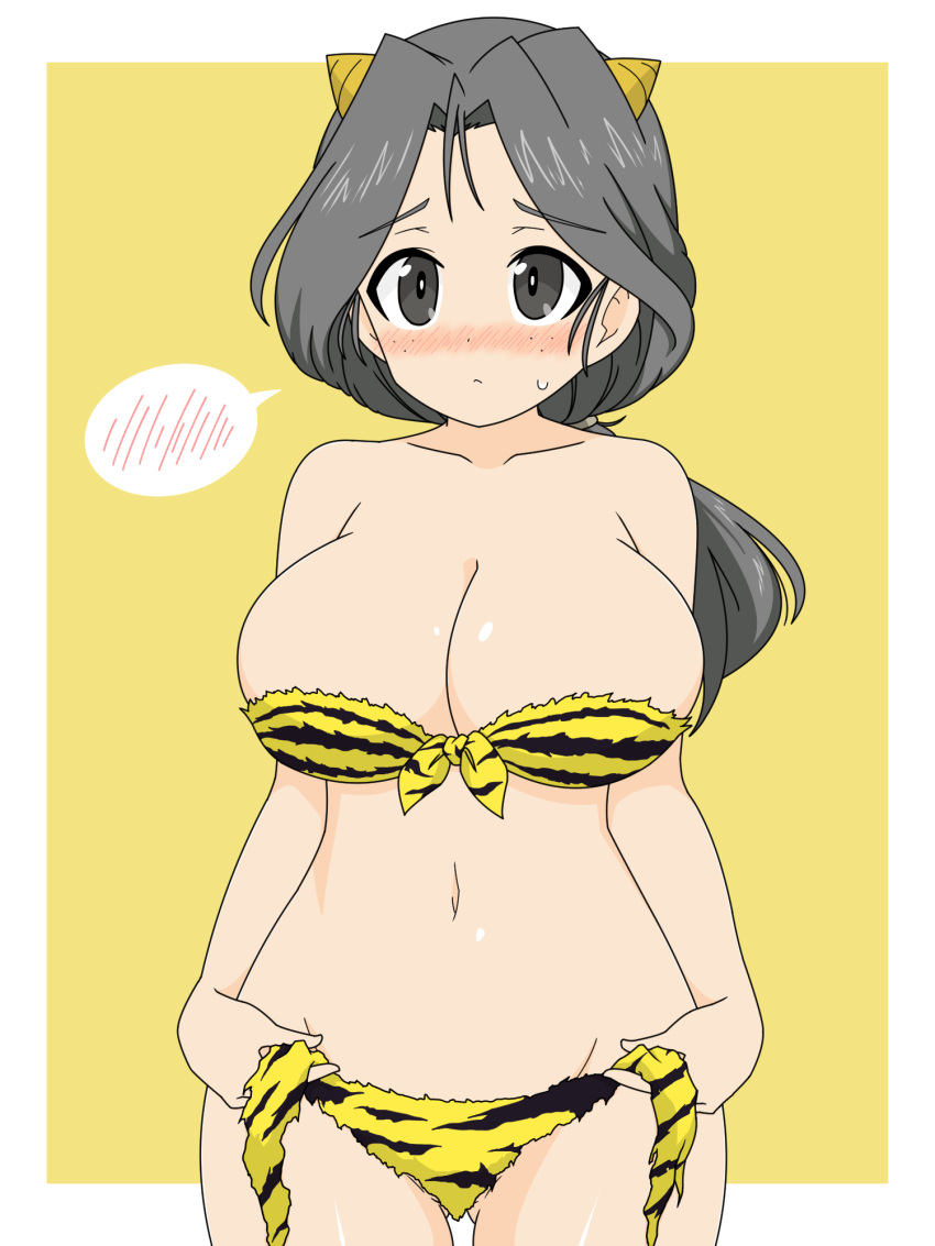 1girl animal_print barefoot bikini blush breasts cleavage closed_mouth commentary cone_horns cowboy_shot freckles front-tie_bikini_top front-tie_top fur_bikini girls_und_panzer grey_eyes grey_hair groin highres horns ichinose_jun large_breasts light_frown long_hair looking_at_viewer low_ponytail navel piyotan_(girls_und_panzer) ponytail print_bikini setsubun side-tie_bikini_bottom solo spoken_blush standing strapless strapless_bikini sweatdrop swimsuit tiger_print untied_bikini yellow_background yellow_bikini