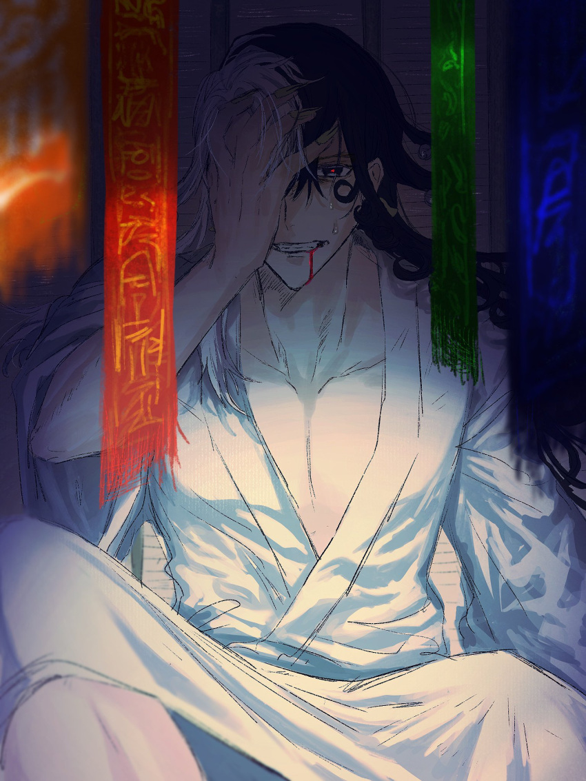 1boy ashiya_douman_(fate) black_hair blood blood_from_mouth blurry blurry_foreground bright_pupils clenched_teeth collarbone fate/grand_order fate_(series) hand_over_eye highres japanese_clothes kimono long_hair looking_at_viewer male_focus multicolored_hair pectorals split-color_hair teeth tt_hmx white_hair white_kimono yukata