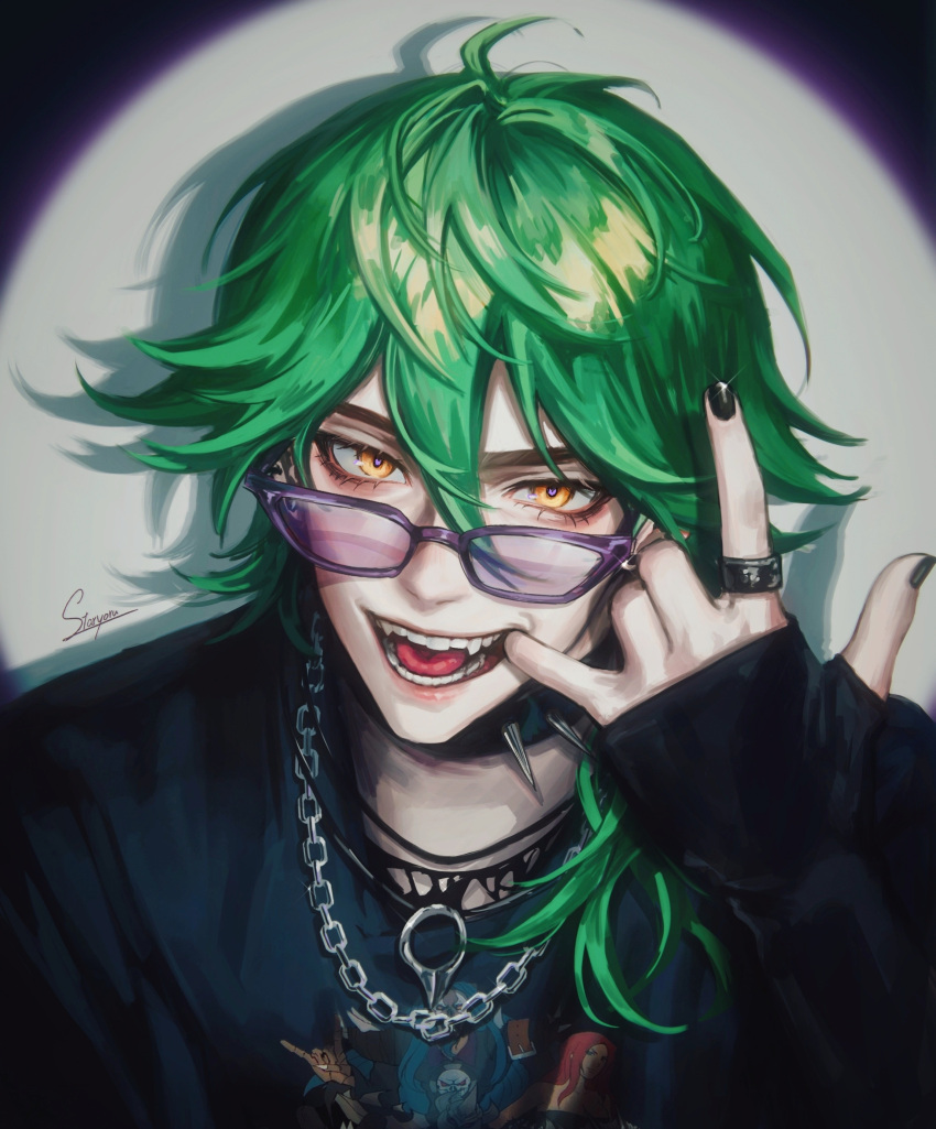 1boy absurdres black_nails black_shirt chain_necklace collar ezreal fangs glasses green_hair hair_between_eyes hand_to_own_mouth head_tilt heartsteel_ezreal highres index_finger_raised jewelry juliet_sleeves league_of_legends long_sleeves looking_at_viewer male_focus medium_hair necklace open_mouth orange_eyes portrait puffy_sleeves ring shirt simple_background solo spotlight staryoruu studded_collar teeth tongue