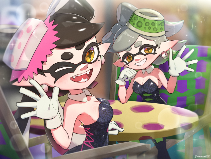 2girls alternate_breast_size bare_arms bare_shoulders black_dress black_jumpsuit bow-shaped_hair breasts callie_(splatoon) cleavage cousins detached_collar dress earrings fangs gloves gonzarez gradient_hair half_updo highres hoop_earrings jewelry jumpsuit large_breasts marie_(splatoon) mole mole_under_eye multicolored_hair multiple_girls one_eye_closed short_dress short_jumpsuit splatoon_(series) strapless strapless_dress swept_bangs tentacle_hair thick_eyebrows twintails waving white_gloves yellow_eyes