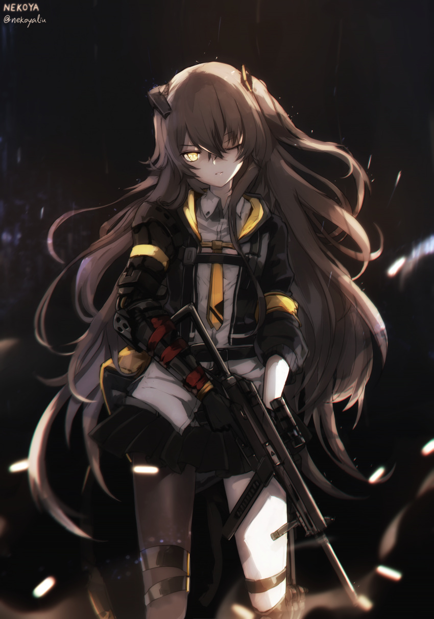 1girl absurdres bangs brown_hair city_lights clothes_writing commentary commentary_request english_commentary eyebrows_visible_through_hair floating_hair from_side girls'_frontline gloves gun h&amp;k_ump h&amp;k_ump45 hair_between_eyes hair_ornament head_tilt headgear heckler_&amp;_koch highres holding holding_gun holding_weapon jacket long_hair looking_at_viewer mod3_(girls'_frontline) nekoya_(liu) night one_eye_closed one_side_up outdoors parted_lips partial_commentary prosthesis prosthetic_arm rain scar scar_across_eye submachine_gun ump45_(girls'_frontline) weapon wind wind_lift yellow_eyes