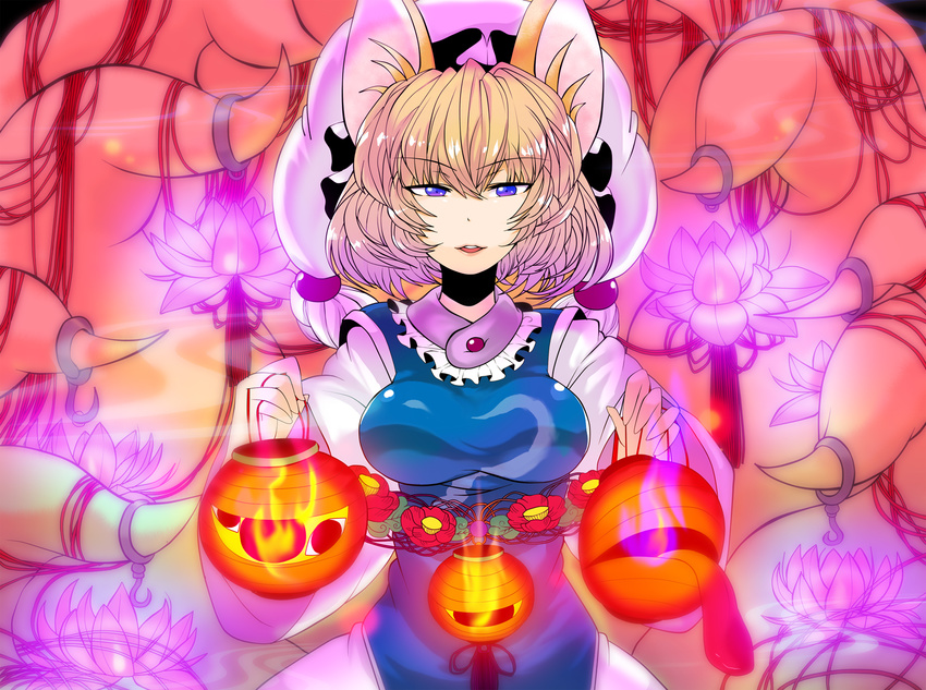 animal_ears blonde_hair fox_ears fox_tail highres kitakaze_higashikaze lantern multiple_tails purple_eyes short_hair solo tail touhou yakumo_ran