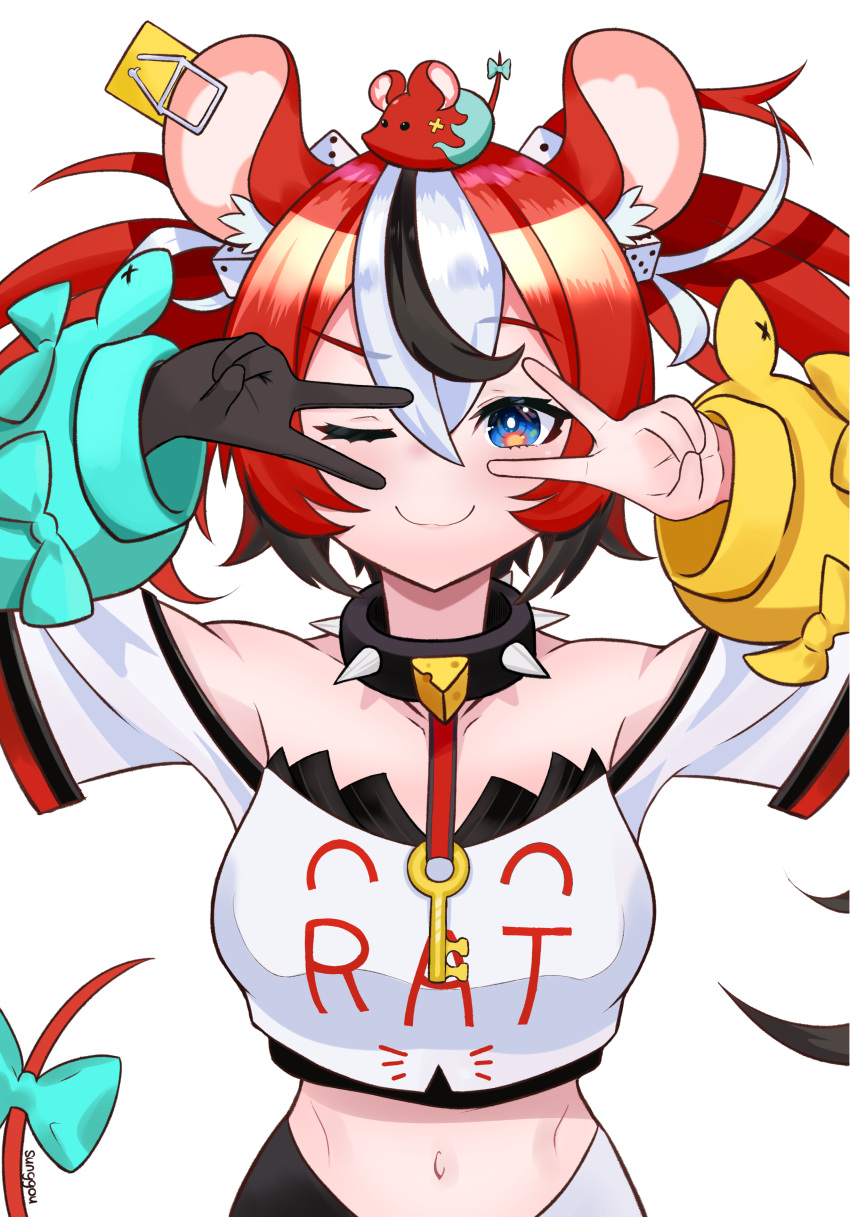 1girl ;) absurdres animal_ears animal_on_shoulder bangs bare_shoulders blue_eyes bow collar collarbone double_v eyebrows_visible_through_hair hair_between_eyes hakos_baelz highres hololive hololive_english key long_hair long_sleeves looking_at_viewer midriff mouse mouse_ears mouse_girl mouse_tail mousetrap mr._squeaks_(hakos_baelz) multicolored_hair navel off-shoulder_shirt off_shoulder one_eye_closed red_hair ribbon shirt short_sleeves sidelocks simple_background smile spiked_collar spikes streaked_hair sunggou tail tail_bow tail_ornament tail_ribbon twintails v virtual_youtuber white_background