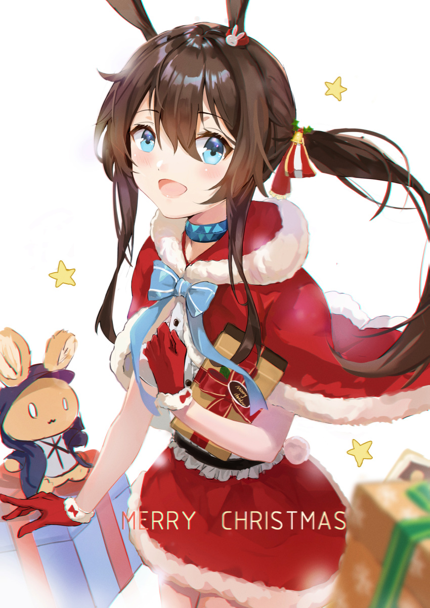 1girl :3 :d absurdres alternate_costume amiya_(arknights) animal_ears arknights arm_up bangs belt blue_bow blue_choker blue_eyes blush bow brown_hair bunny buttons capelet check_commentary chenmu_sora choker christmas commentary_request ear_tag english_commentary fur-trimmed_gloves fur-trimmed_skirt fur_trim gift gloves hair_between_eyes hair_bow happy highres merry_christmas open_mouth ponytail rabbit_ears red_bow red_capelet red_gloves red_ribbon red_skirt ribbon shiny shiny_hair shirt simple_background skirt smile solo standing star_(symbol) striped striped_bow stuffed_animal stuffed_toy teddy_bear white_background white_shirt