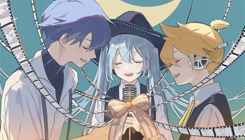 1girl 2boys aky_ami alternate_costume black_headwear black_vest blonde_hair blue_hair bow bowtie closed_eyes commentary crescent_moon film_reel happy_end_(vocaloid) hat hatsune_miku headphones highres holding holding_microphone kagamine_len kaito_(vocaloid) leaning_forward long_hair microphone microphone_stand moon multiple_boys music open_mouth ribbon shirt short_ponytail side-by-side singing smile spiked_hair striped striped_bow twintails upper_body very_long_hair vest vocaloid white_shirt