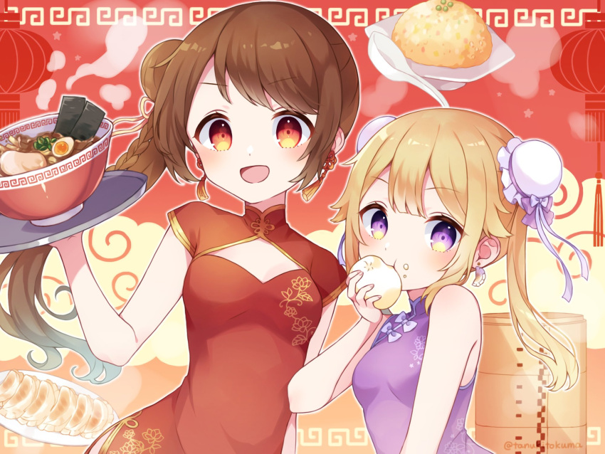 2girls alternate_costume alternate_hairstyle bangs bare_arms bento blonde_hair border bow bowl box braid breasts brown_hair china_dress chinese_clothes cleavage_cutout clothing_cutout cloud cloud_background commentary_request double_bun dress dumpling earrings eating eyebrows_visible_through_hair floral_print food food-themed_earrings food_on_face gold_trim hair_between_eyes hair_bun hand_up height_difference high_collar highres holding holding_tray jewelry lantern magia_record:_mahou_shoujo_madoka_magica_gaiden mahou_shoujo_madoka_magica mitsuki_felicia multiple_girls noodles open_mouth orange_eyes outline paper_lantern plate purple_bow purple_dress purple_eyes ramen red_background red_dress rice short_sleeves side-by-side side_ponytail side_slit sidelocks sleeveless sleeveless_dress small_breasts spiked_hair spoon star_(symbol) starry_background steam swept_bangs tanukitokuma tassel tassel_earrings tray twitter_username two-tone_background white_outline yellow_background yui_tsuruno