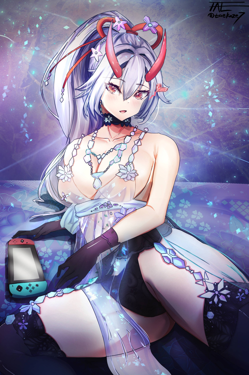 1girl absurdres artoria_pendragon_(fate) artoria_pendragon_(lancer_alter)_(fate) artoria_pendragon_(lancer_alter)_(fate)_(cosplay) babydoll bare_shoulders black_choker black_gloves black_legwear black_panties blush breasts choker cleavage collarbone cosplay english_commentary fate/grand_order fate_(series) gloves hair_between_eyes high_ponytail highres horns jewelry large_breasts lingerie long_hair looking_at_viewer md5_mismatch necklace nintendo_switch oni_horns open_mouth panties ponytail red_horns resolution_mismatch revealing_clothes royal_icing silver_hair solo source_smaller taekaze7 thighhighs tomoe_gozen_(fate) underwear white_babydoll