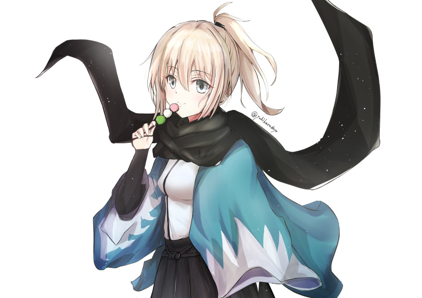 1girl absurdres bangs black_hakama black_scarf blonde_hair closed_mouth eyebrows_visible_through_hair fate/grand_order fate_(series) food green_eyes hair_between_eyes hakama haori highres holding holding_food japanese_clothes kimono looking_at_viewer okita_souji okita_souji_(fate) okita_souji_(koha/ace) scarf shinsengumi short_hair short_ponytail simple_background smile solo twitter_username upper_body wagashi white_background white_kimono wide_sleeves yuki_haru