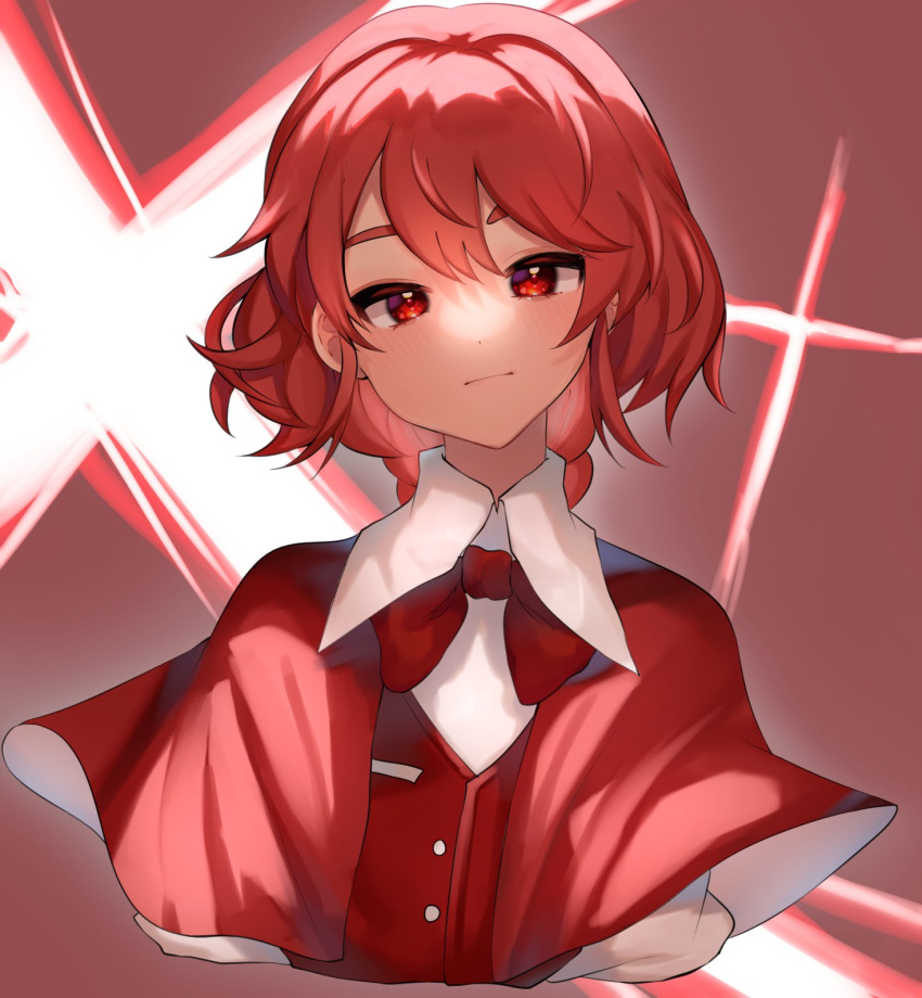 1girl bangs bow bowtie braid braided_ponytail capelet closed_mouth commentary cropped_torso expressionless eyebrows_behind_hair head_tilt highres long_hair looking_at_viewer majime_joe okazaki_yumemi red_bow red_bowtie red_capelet red_eyes red_hair red_vest simple_background solo touhou touhou_(pc-98) upper_body vest wing_collar