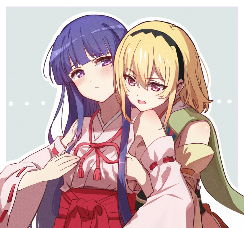 2girls :&lt; :d black_hairband blonde_hair blue_hair blush detached_sleeves eyebrows_visible_through_hair fang furude_rika groping hairband hakama hand_under_clothes highres higurashi_no_naku_koro_ni houjou_satoko japanese_clothes long_hair medium_hair miko multiple_girls open_mouth purple_eyes red_hakama ribbon-trimmed_sleeves ribbon_trim simple_background smile usamin_(artist) white_background wide_sleeves yuri