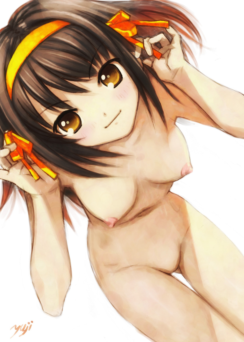 bent_over breasts brown_hair highres kobayashi_yuuji medium_breasts nipples no_pussy nude ribbon short_hair smile solo suzumiya_haruhi suzumiya_haruhi_no_yuuutsu thigh_gap yellow_eyes